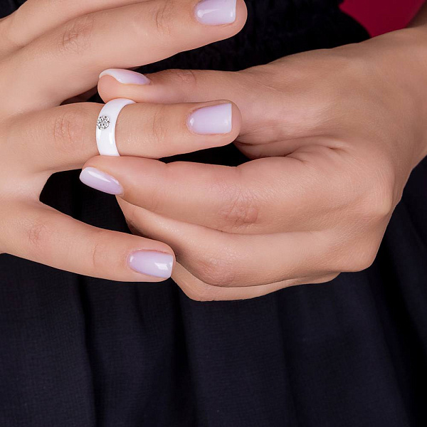 Кольцо из керамики и золота с бриллиантами (арт. К011229010бб) – изображение 2