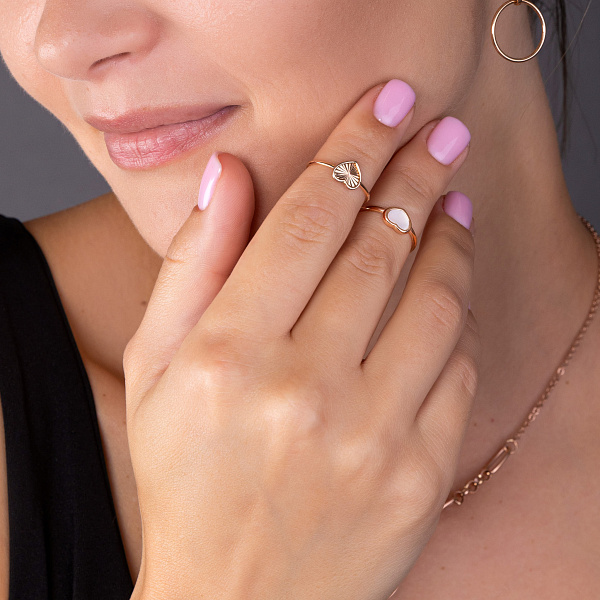 Тонкое золотое кольцо Сердце с алмазной гранью (арт. 155971/2) – изображение 3