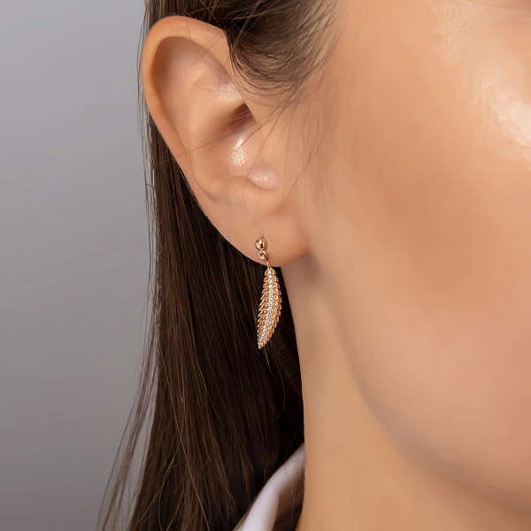 Золотые пусеты Перо с фианитами (арт. 111297) – изображение 2