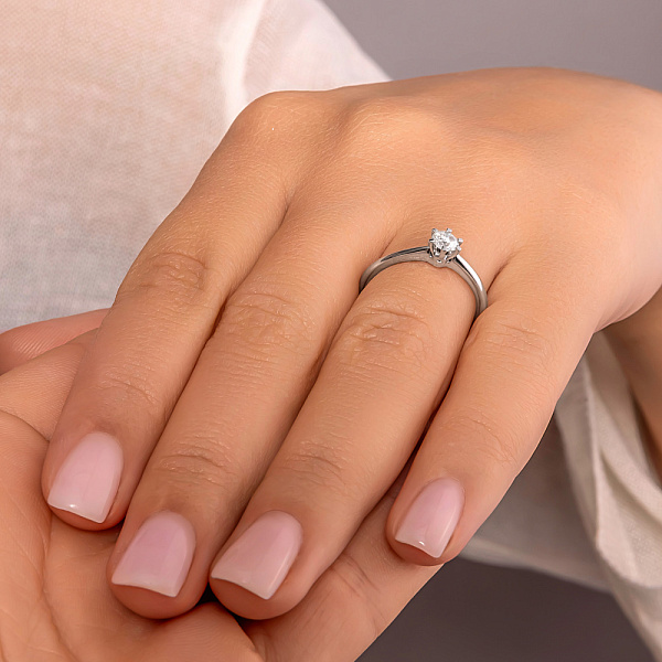 Золотое помолвочное кольцо с бриллиантом (арт. К341236020б) – изображение 3