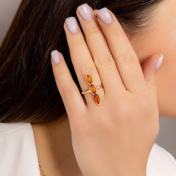 Золота каблучка з бурштином (арт. 152529) – зображення 3