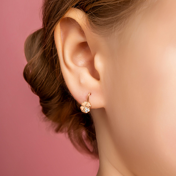 Золотые серьги Клевер с фианитами  (арт. 109430) – изображение 2