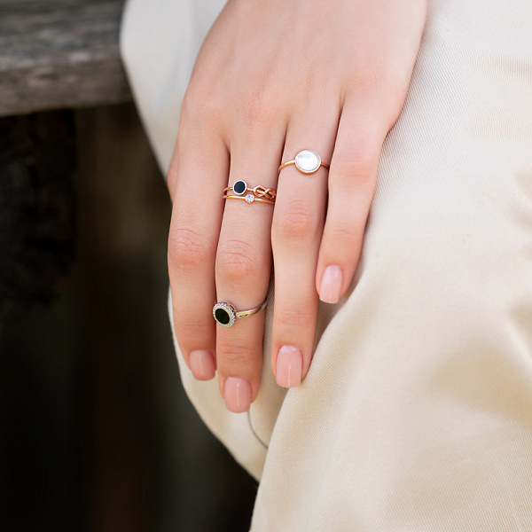 Кольцо из красного золота с черной эмалью и фианитом (арт. 140964еч) – изображение 2