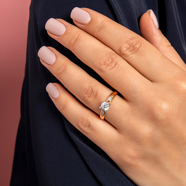 Золота каблучка з фіанітами (арт. 141016) – зображення 4