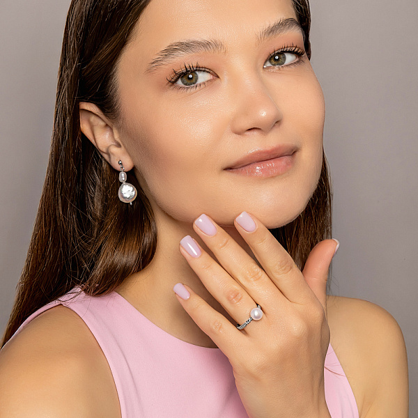 Серебряные серьги-пусеты с крупным жемчугом (арт. 7518/6250жб) – изображение 4