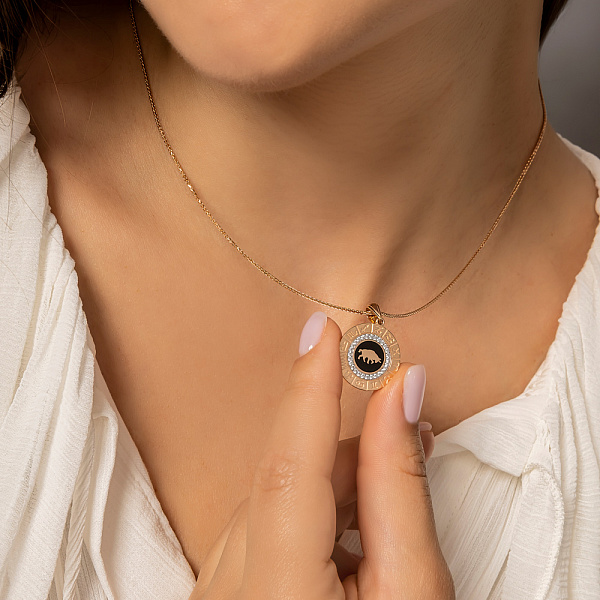 Золотой подвес "Телец" с эмалью и фианитами (арт. 440681ечт) – изображение 3