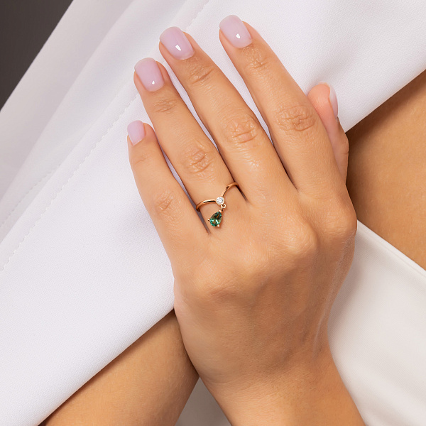 Золотое кольцо с зеленым кварцем (арт. 141273Пз) – изображение 3