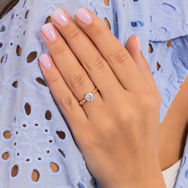 Золота каблучка для заручин з фіанітом (арт. 142500) – зображення 4