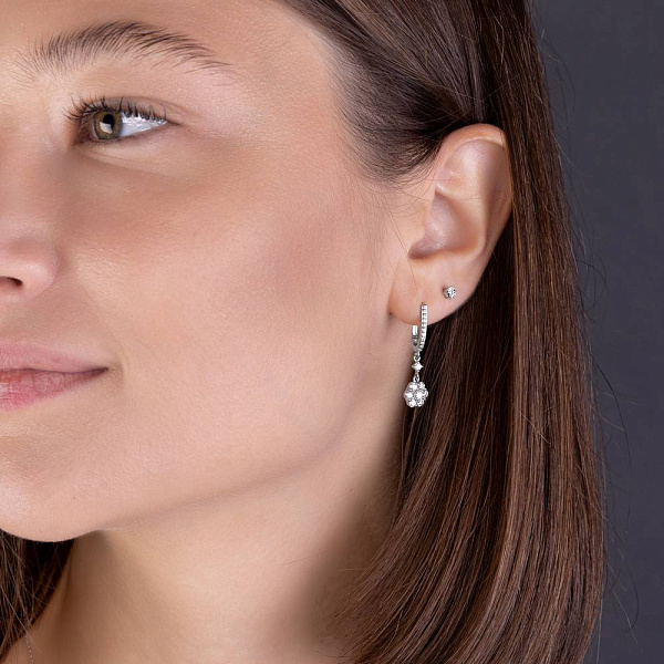 Серьги из белого золота с алмазной гранью и бриллиантами (арт. Т011173б) – изображение 4