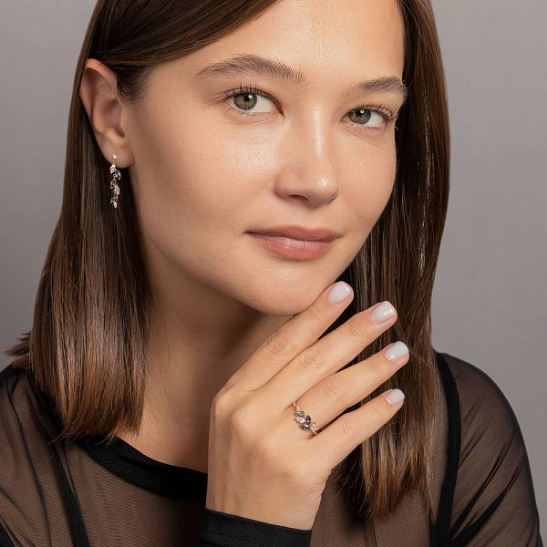 Золотое кольцо с топазом Лондон и фианитами (арт. 141248Пл) – изображение 4