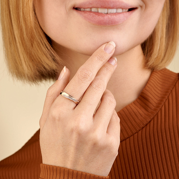 Золота каблучка з доріжкою з фіанітів (арт. 155571) – зображення 2