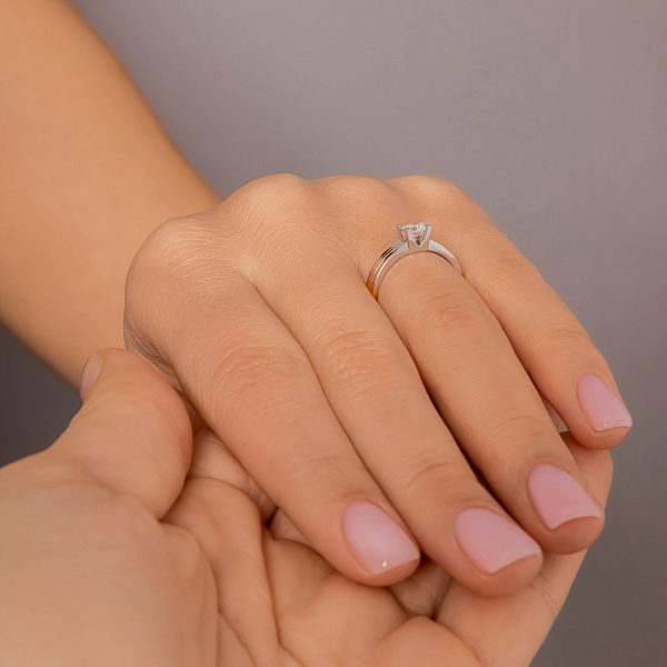 Каблучка з червоного і білого золота з діамантом (арт. К011115030кб) – зображення 3