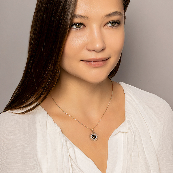 Золотой подвес "Рыбы" с эмалью и фианитами (арт. 440681ечрб) – изображение 3