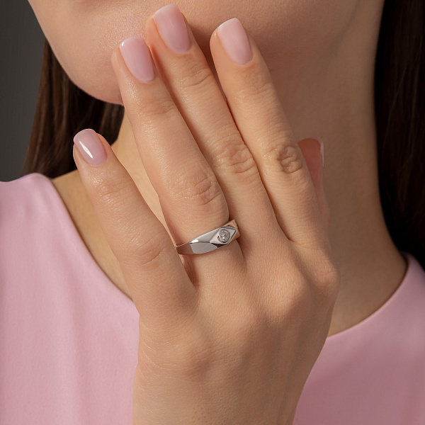Серебряное кольцо с фианитами (арт. 7501/8496) – изображение 2