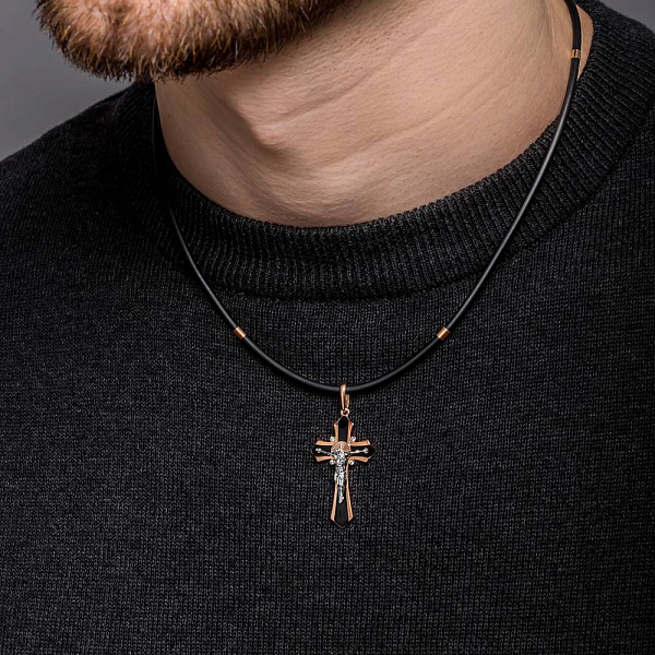 Золотой нательный крестик с распятием и фианитами (арт. 501044ч) – изображение 4