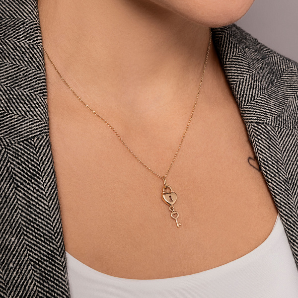 Золотая подвеска Ключ от сердца (арт. 422448) – изображение 2