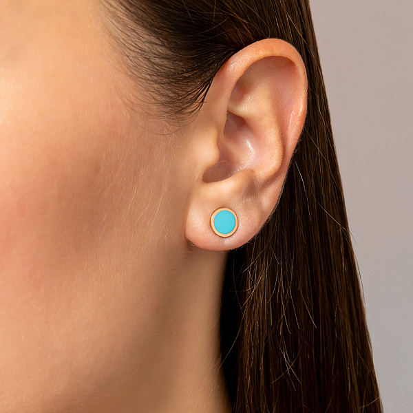 Золотые серьги пусеты Лýна с эмалью (арт. 111081ет) – изображение 2