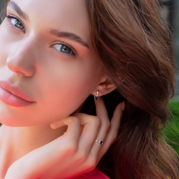 Серьги из белого золота с сапфирами и бриллиантами (арт. С011357бс) – изображение 2