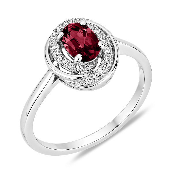 Серебряное кольцо с рубином и фианитами (арт. 7501/8929Р) – изображение 1