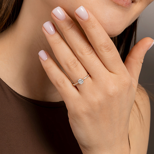 Золота каблучка з діамантами (арт. К011728010) – зображення 2