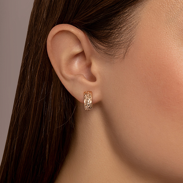 Золотые серьги с алмазной гранью (арт. 120611) – изображение 3