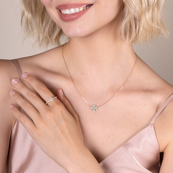 Золоте кольє Конюшина з фіанітами (арт. 360149) – зображення 3