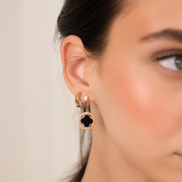 Золотые серьги-подвески с эмалью (арт. 108139еч) – изображение 2