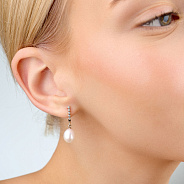 Золотые серьги с жемчужной подвеской (арт. 110883)