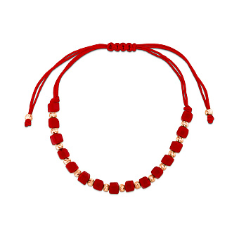 Браслет с красной нитью с ониксом и золотыми вставками (арт. 325359окуа)