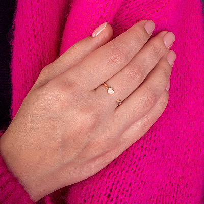 Незамкнутое кольцо из красного золота с сердечком (арт. 155559)