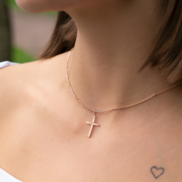 Золотой кулон Крестик без камней (арт. 440848) – изображение 2