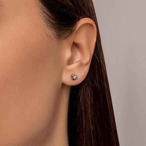 Пусеты из белого золота с бриллиантами (арт. Т011084010б) – изображение 2