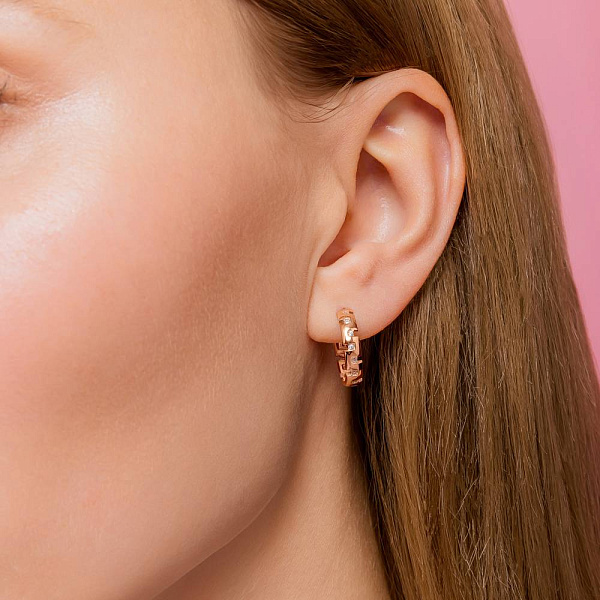 Сережки-кільця з червоного золота з фіанітами (арт. 1091445) – зображення 2