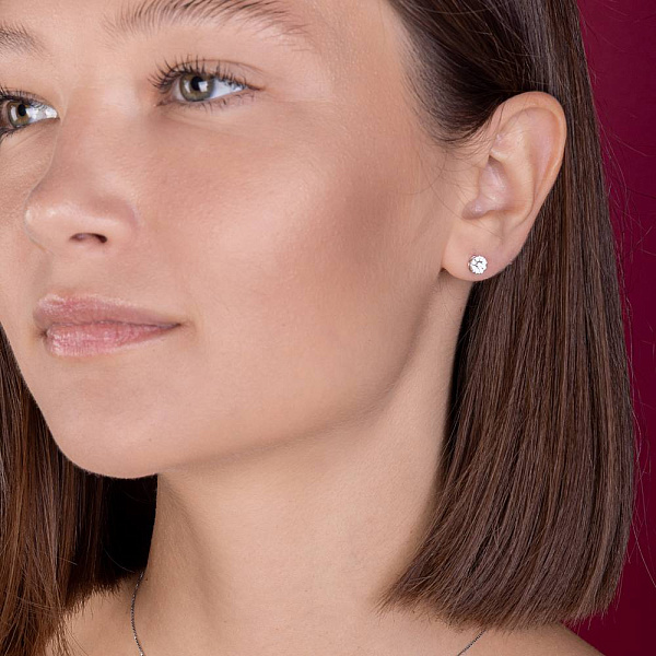 Серьги-пусеты из белого золота с бриллиантами (арт. Т011284010б) – изображение 3