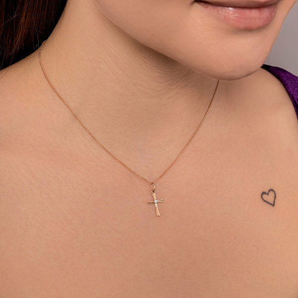 Золотая подвеска-крестик с фианитом (арт. 440458) – изображение 2