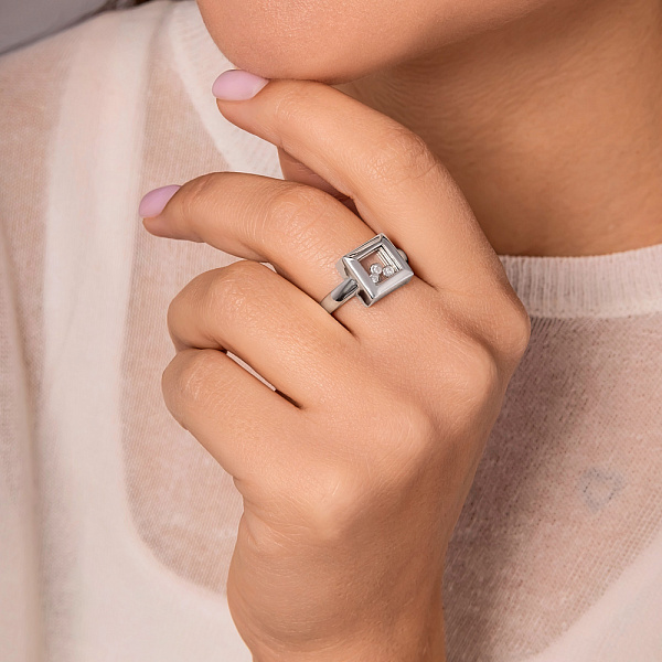 Золотое кольцо с фианитами (арт. 150855б) – изображение 4