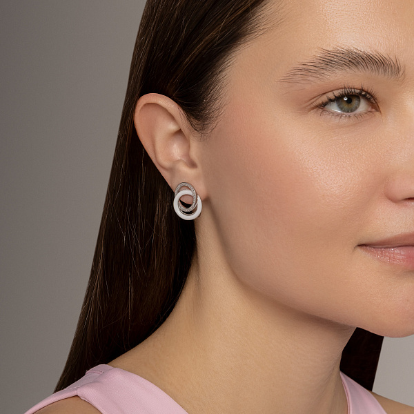 Срібні сережки з фіанітами і керамікою (арт. 7502/2068839кмб) – зображення 3