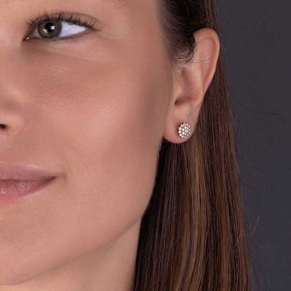 Серьги-пусеты из золота с россыпью бриллиантов (арт. 2191504201) – изображение 2