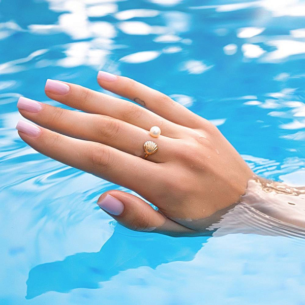 Золота незамкнена каблучка з перлиною (арт. 1401042) – зображення 2