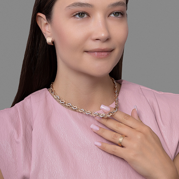 Массивное золотое кольцо с фианитами (арт. 140703) – изображение 3