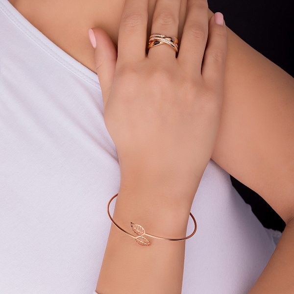 Массивное золотое кольцо с фианитами (арт. 156119) – изображение 3