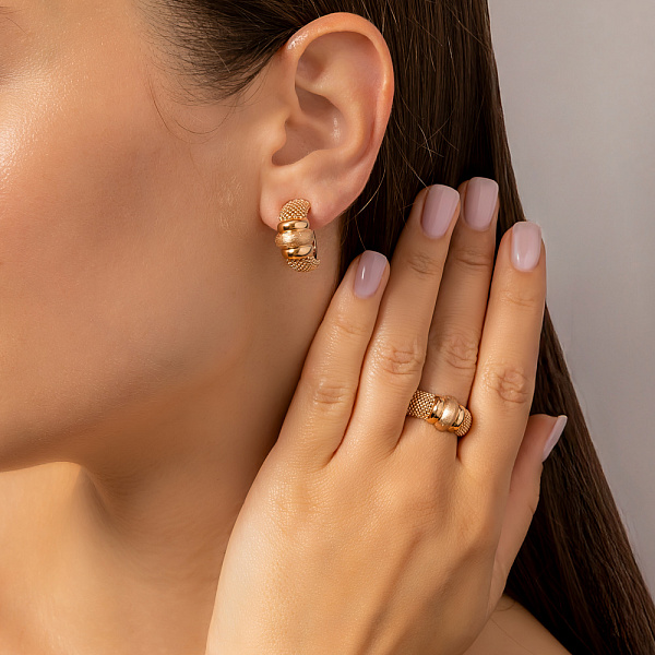 Золотое кольцо без камней (арт. 156720м) – изображение 3