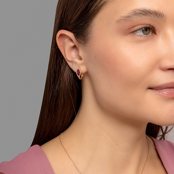 Золоті сережки з рубіном і діамантами (арт. С011066р) – зображення 3