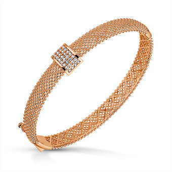 Жорсткий золотий браслет з фіанітами (арт. 3261345)