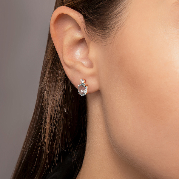 Золотые серьги пусеты с топазом и фианитами (арт. 110379Пг) – изображение 2