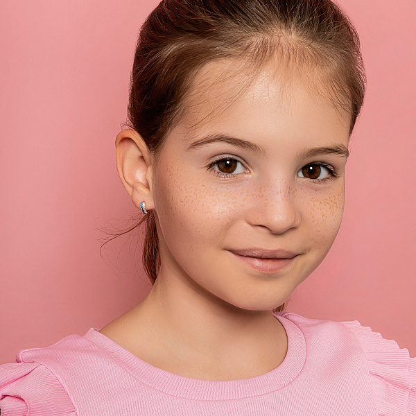 Золоті дитячі сережки з синіми фіанітами  (арт. 110317с) – зображення 4