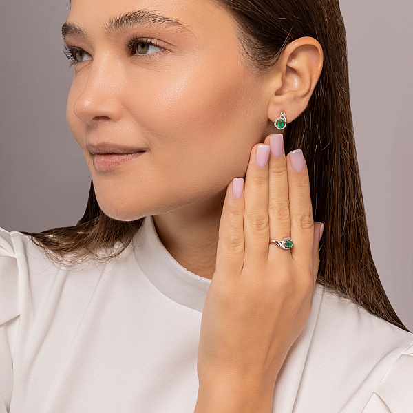 Золотые серьги с изумрудом и бриллиантами (арт. С011045и) – изображение 4