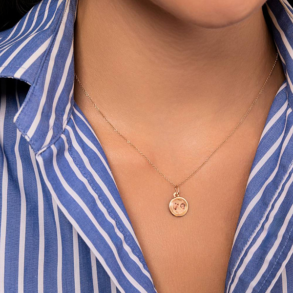 Золотая ладанка Божья Матерь с младенцем (арт. 405100К) – изображение 2