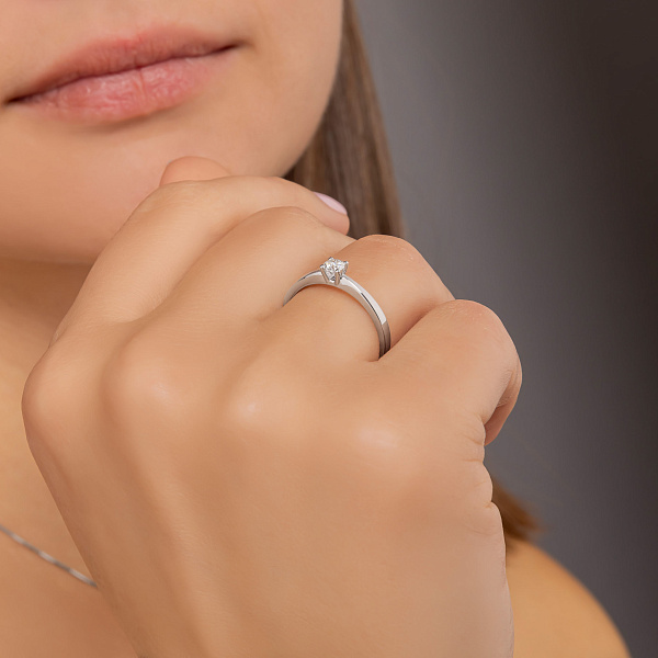 Каблучка з білого золота з діамантом (арт. К011089015б) – зображення 3