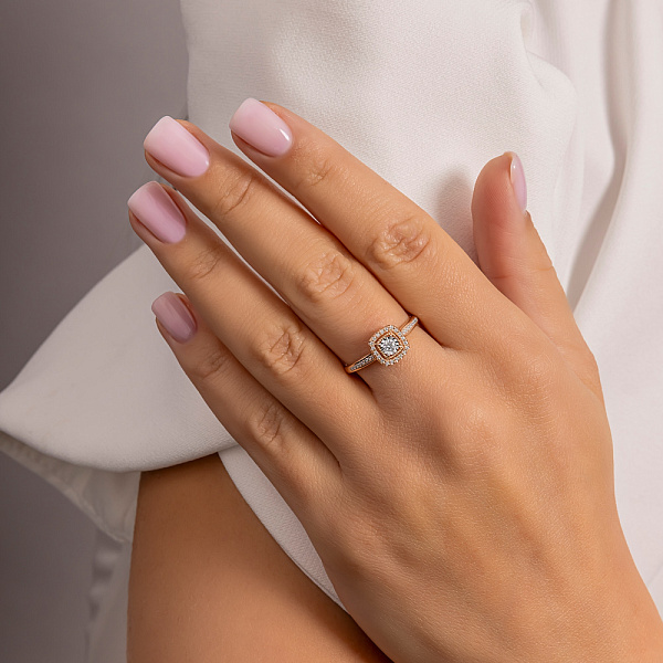 Золотое кольцо с бриллиантами (арт. К011234020) – изображение 3